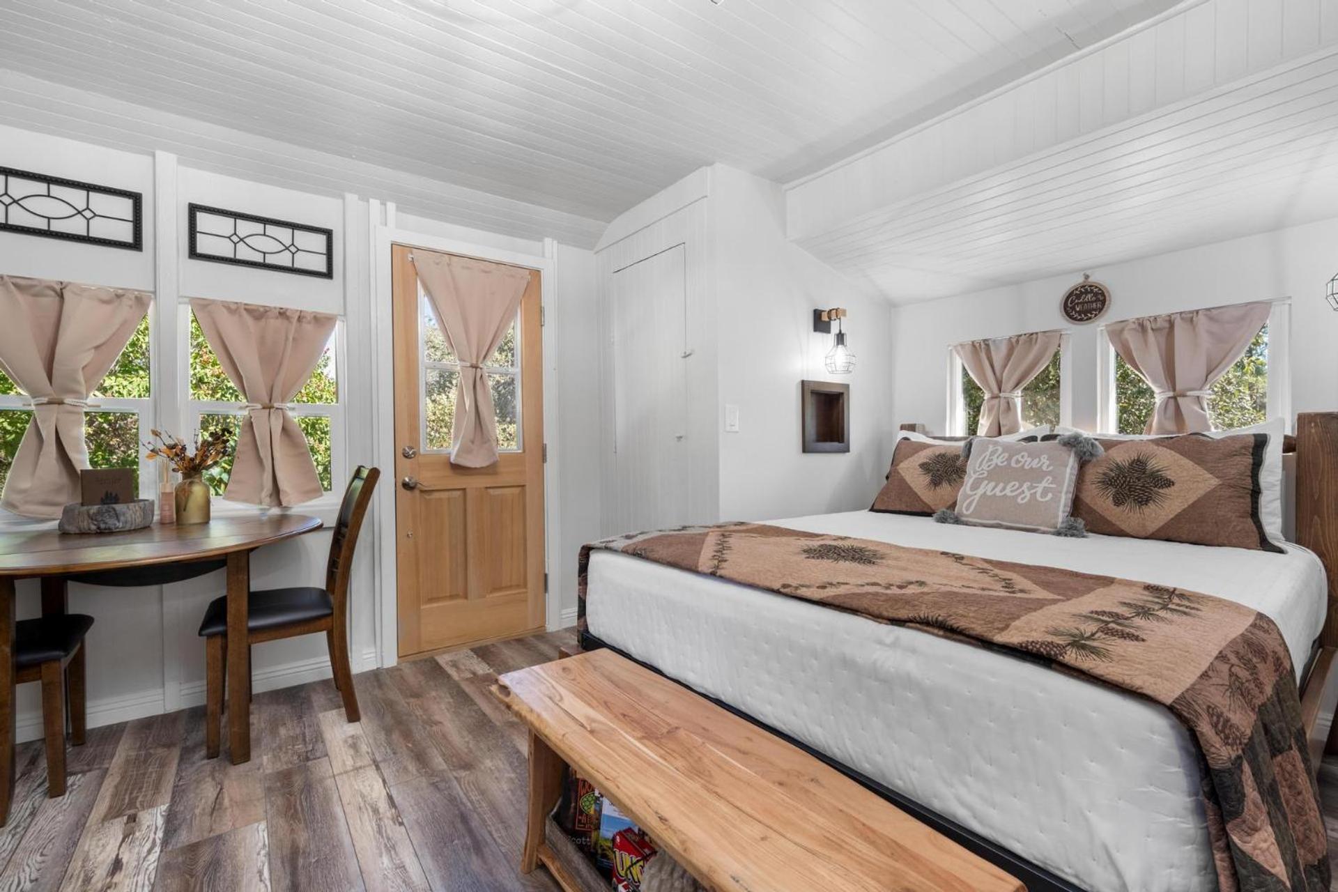 Julian Cafe Cottages With Breakfast At The Julian Cafe Extérieur photo